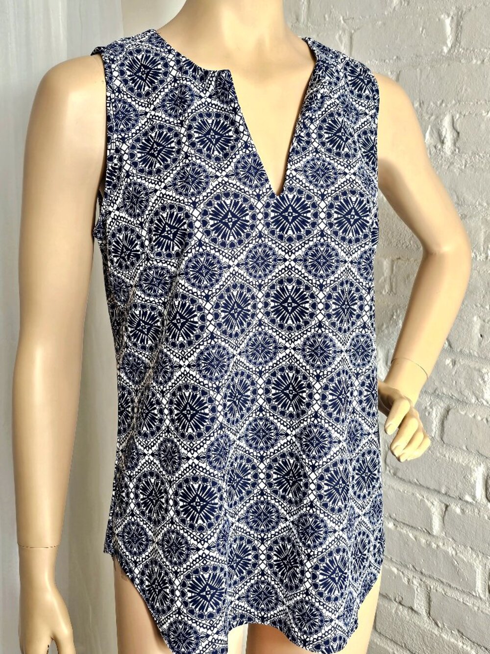 Jude Connally Ali Tribal Medallion Navy Sleeveless Top Large NWT